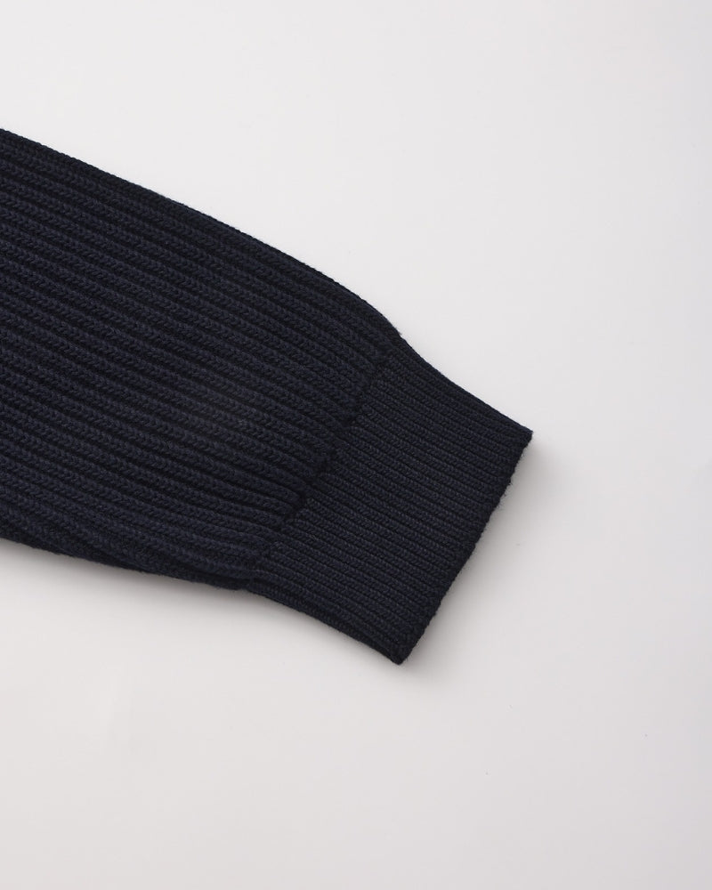 Col rond en maille côtelée